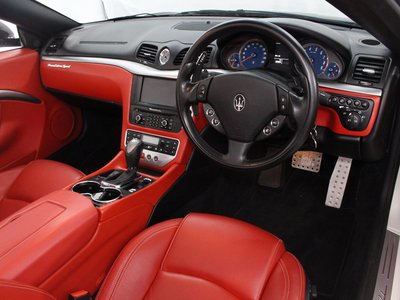 2012 Maserati GRANCABRIO — миниатюра 16