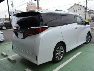 TOYOTA ALPHARD - 10