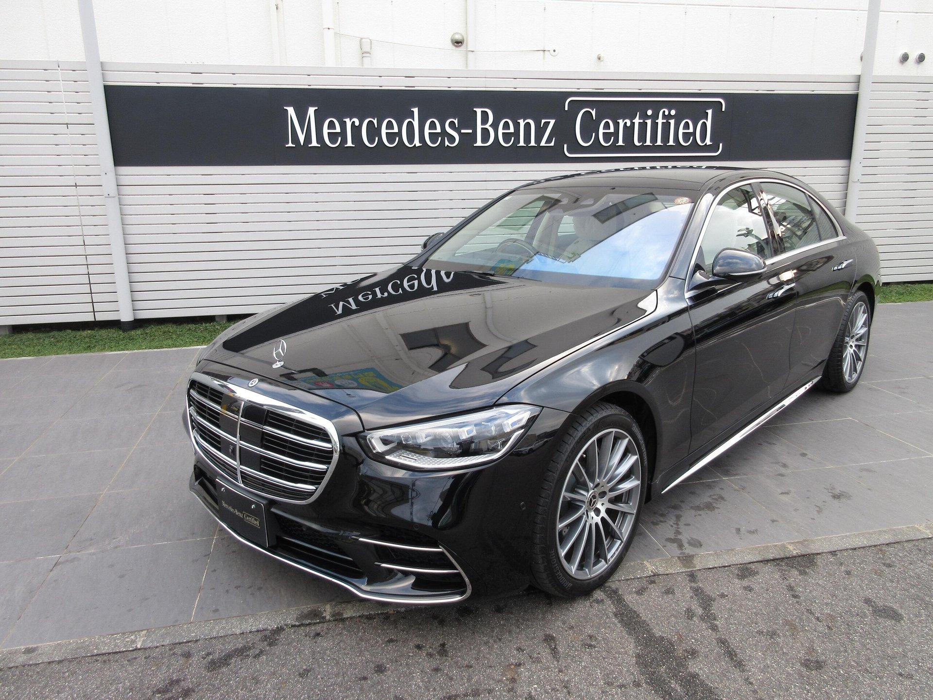 MERCEDES-BENZ S-CLASS - View 1