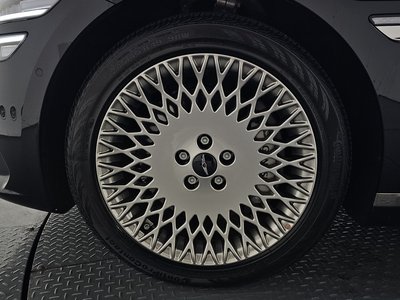 GENESIS G80 (RG3) - 7