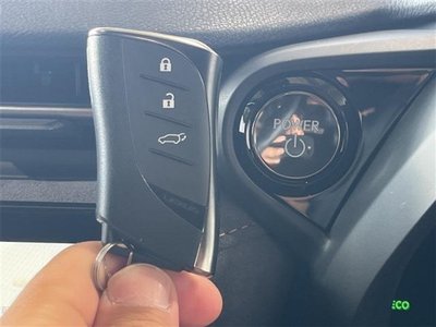 2025 Lexus LBX 缩略图 17