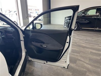 2025 Lexus LBX 缩略图 38