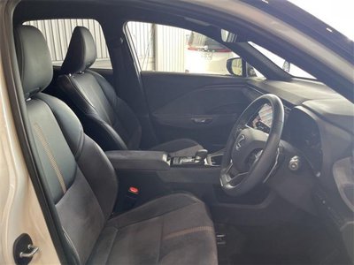 2025 Lexus LBX 缩略图 40
