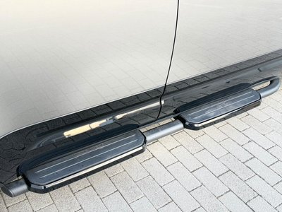 LAND ROVER DEFENDER - 5