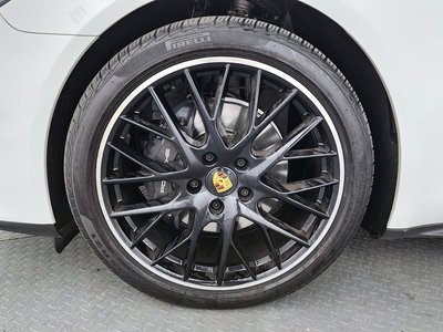 PORSCHE PANAMERA - 6