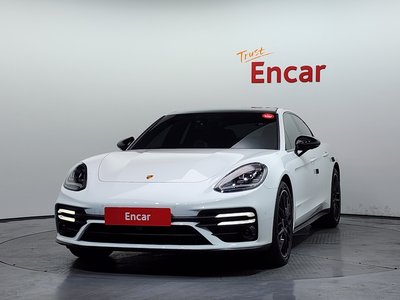 PORSCHE PANAMERA - 2