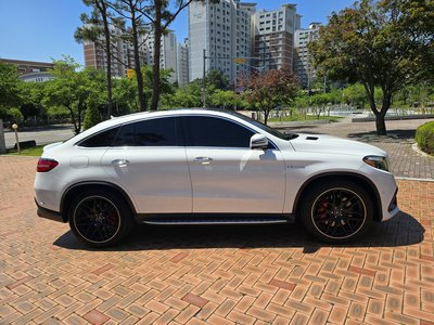 MERCEDES-BENZ GLE - 3