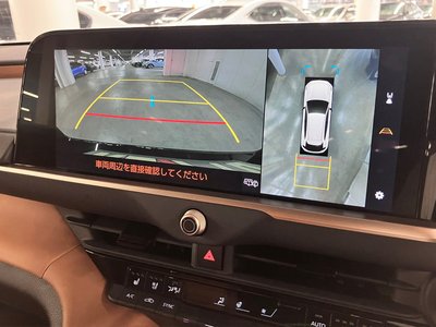 2023 Toyota CROWN SPORT photo 4