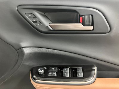 2023 Toyota CROWN SPORT thumbnail 48