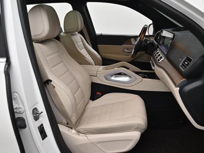 MERCEDES-BENZ GLS - 10