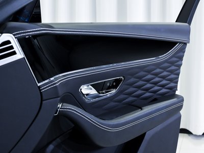 BENTLEY FLYING SPUR - 10