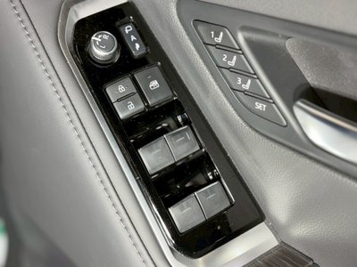 2023 Toyota LAND CRUISER 300 缩略图 35
