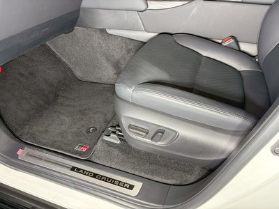 2023 Toyota LAND CRUISER 300 缩略图 43