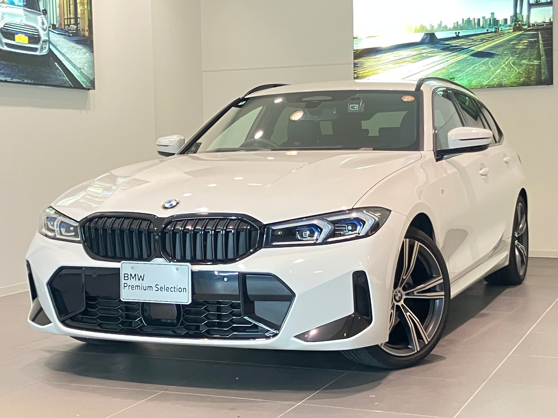 BMW 3 SERIES TOURING - View 1