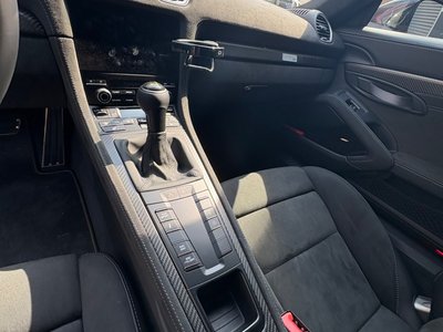 2024 Porsche 718 SPYDER photo 10
