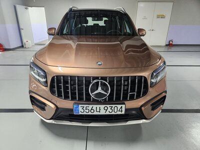 MERCEDES-BENZ GLB