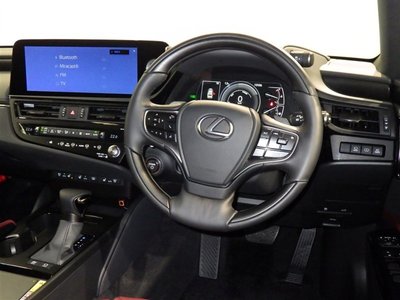 LEXUS ES - 9