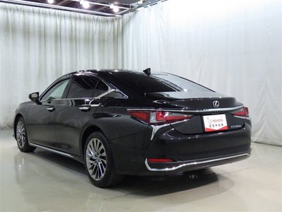 LEXUS ES - 6
