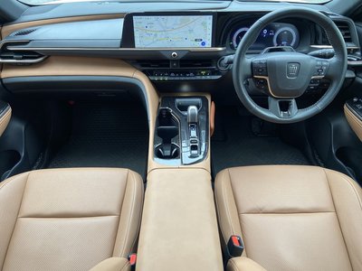 2024 Toyota CROWN SPORT photo 2