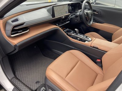 2024 Toyota CROWN SPORT thumbnail 37