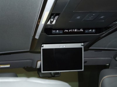 2025 Toyota ALPHARD thumbnail 16