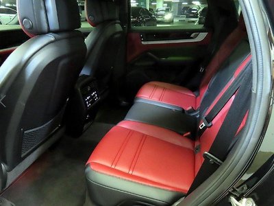 صورة 5 لـ 2025 Porsche CAYENNE