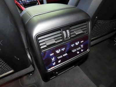 صورة مصغرة 14 لـ 2025 Porsche CAYENNE