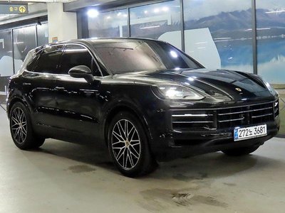 صورة 1 لـ 2025 Porsche CAYENNE