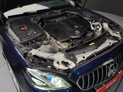 MERCEDES-BENZ E-CLASS - 7