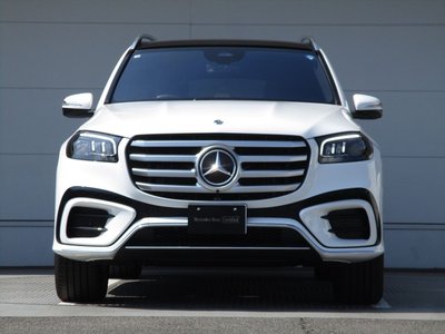 2026 Mercedes-BENZ GLS — фото 2