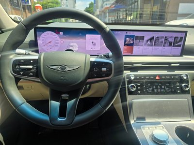 GENESIS GV80 - 8