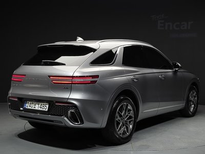 2023 Genesis GV70 photo 3