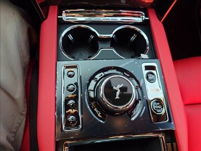 2025 ROLLS-ROYCE CULLINAN thumbnail 16