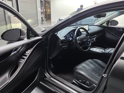 GENESIS G80 (RG3) - 10