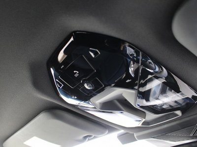 2025 BMW X3 — миниатюра 35