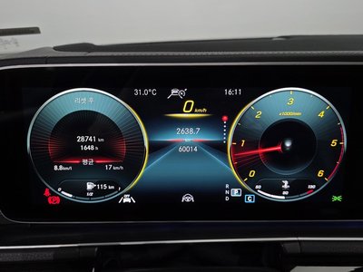 2021 Mercedes-BENZ GLE thumbnail 11
