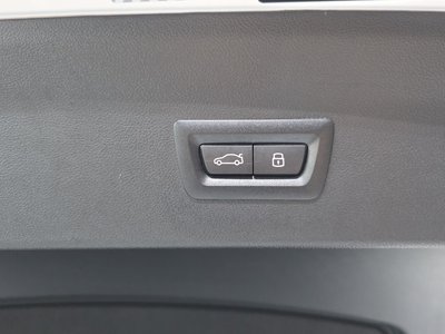 2025 BMW X4 缩略图 38