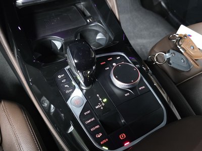2025 BMW X4 缩略图 12