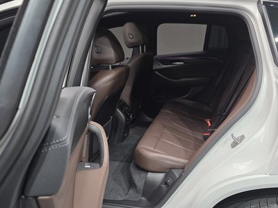 2025 BMW X4 缩略图 33