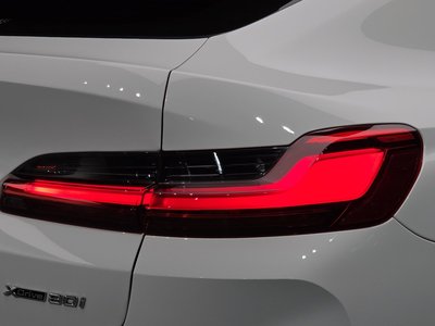 2025 BMW X4 照片 10