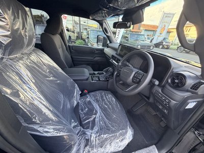 TOYOTA LAND CRUISER 250 - 8
