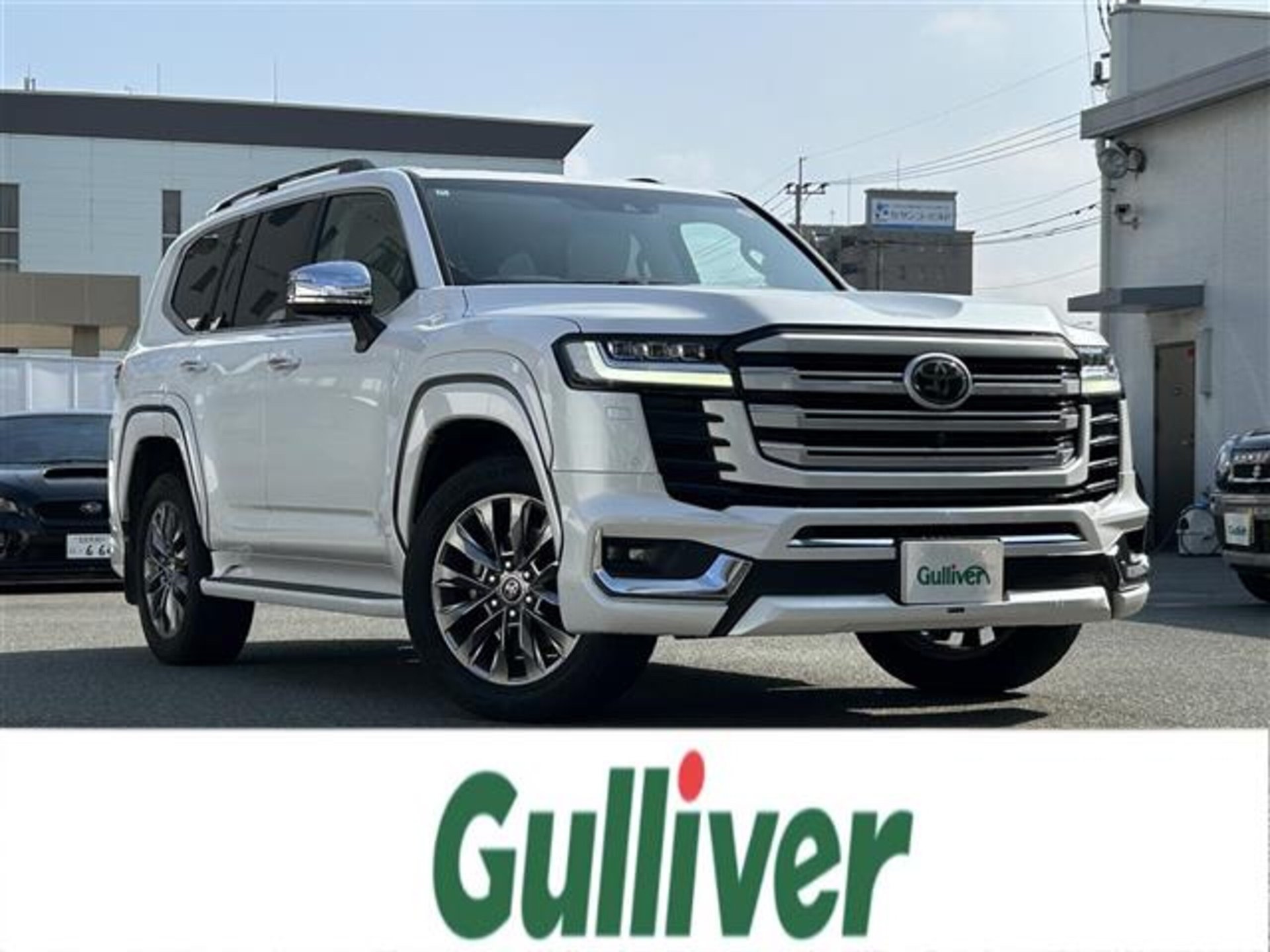 TOYOTA LAND CRUISER 300 - View 1