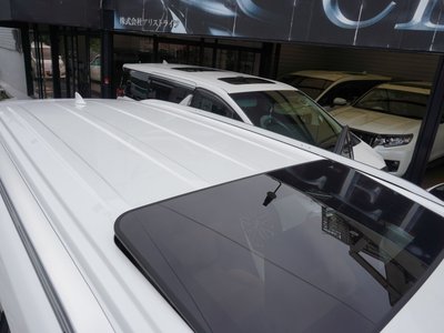 2023 Lexus LX — миниатюра 19