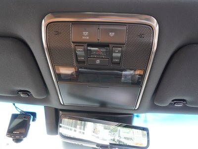 2023 Lexus LX — миниатюра 28