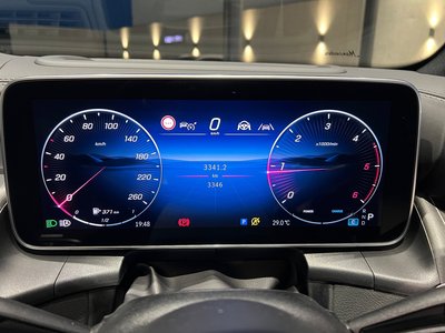صورة مصغرة 35 لـ 2025 Mercedes-BENZ GLC