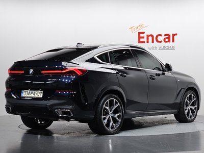 2023 BMW X6 photo 2
