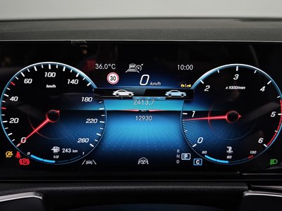 2023 Mercedes-BENZ GLB — миниатюра 11