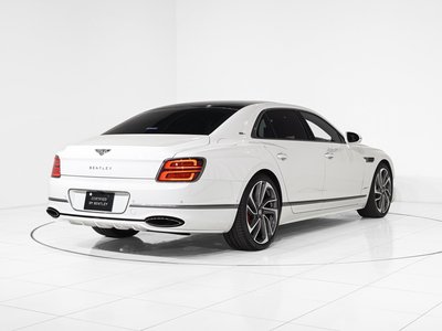 BENTLEY FLYING SPUR - 6