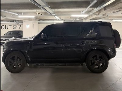 LAND ROVER DEFENDER - 7