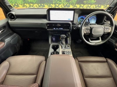 TOYOTA LAND CRUISER 250 - 2